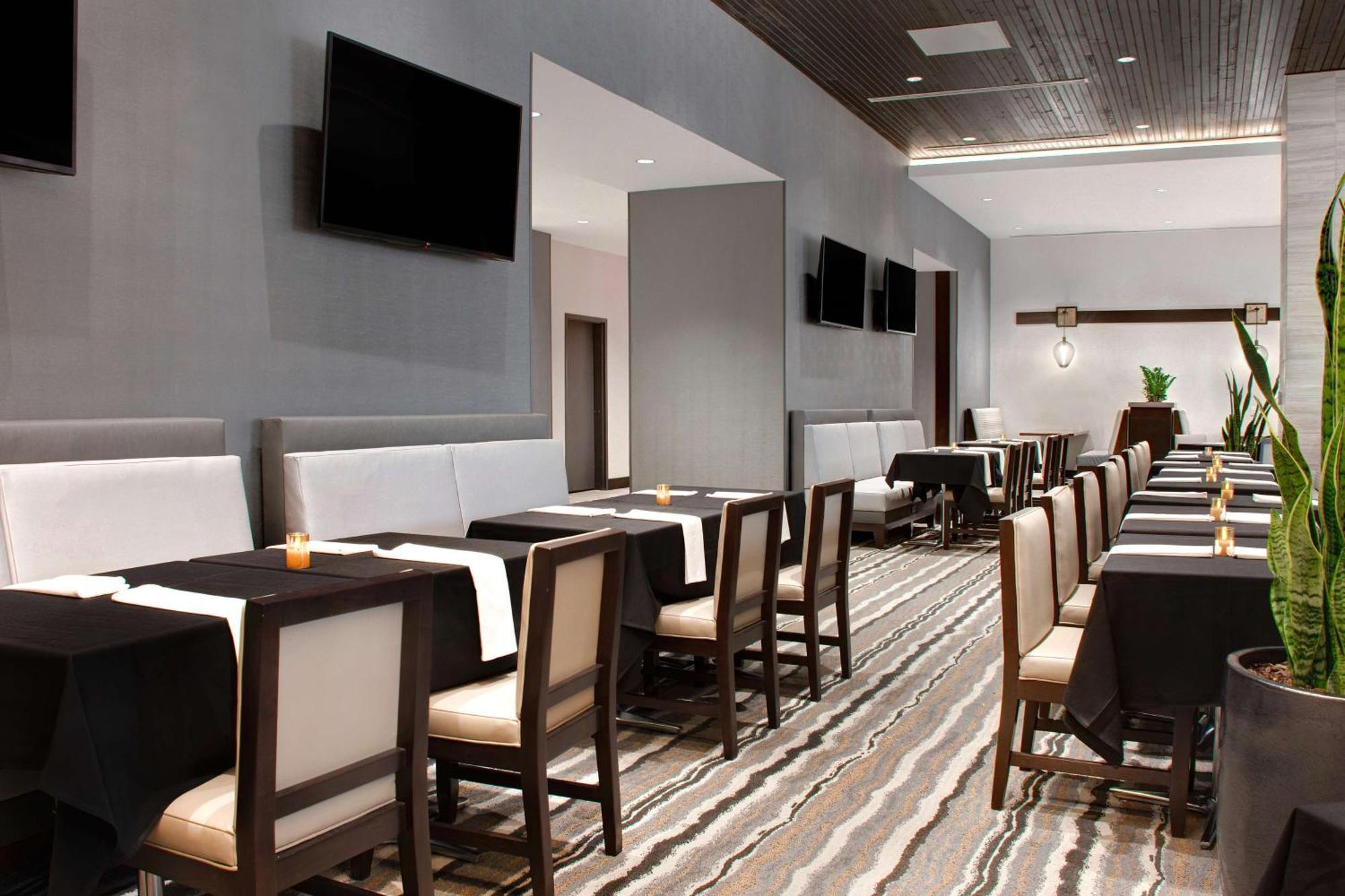 Embassy Suites By Hilton Alpharetta Halcyon Екстериор снимка